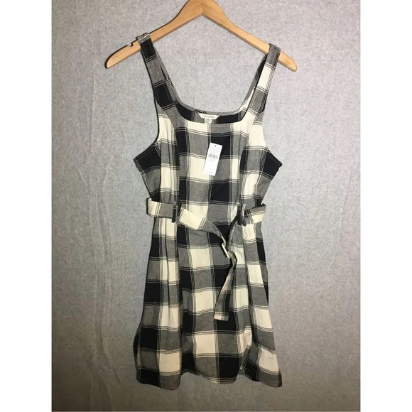 American Eagle Outfitters Dresses & Skirts - Womens NWT American Eagle Dress Black White Gingham Belt Waist Spring Picnic